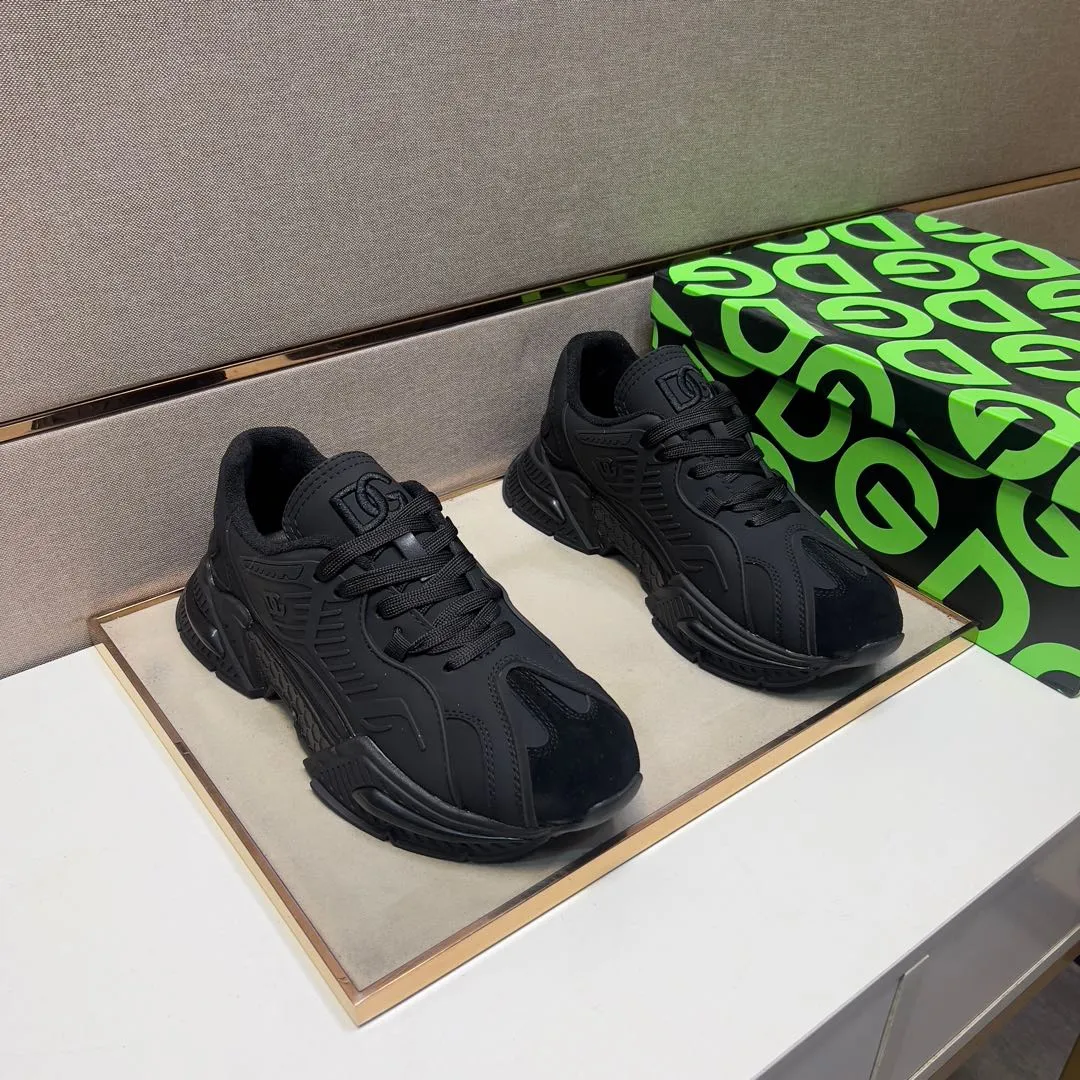 ⬛️Men's shoes 💰p560 [DG～] Couple casual shoes 2024z cabinet sales simultaneously 🔶Size: 35-44#️⃣ 🔷5 colors🔜The upper is made of multi-material splicing ➕Towel lining, comfortable and breathable, sole: original comfortable and wear-resistant outsole, ⚠️real thing📱photographed🎬real thing is better📢📢📢